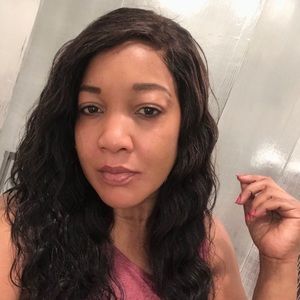 Meet your Posher, Dornalyn